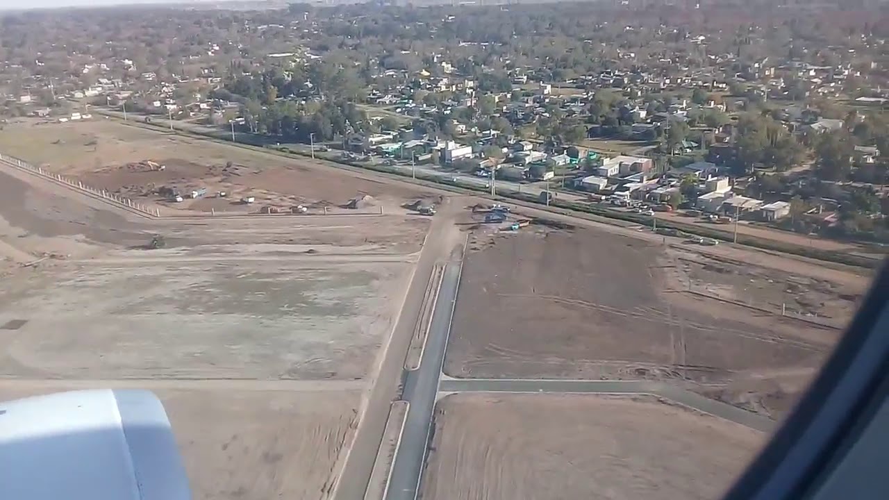 Aterrizaje Aeropuerto Rosario Argentina (ROS) Latam 8130 (Landing at ROS)