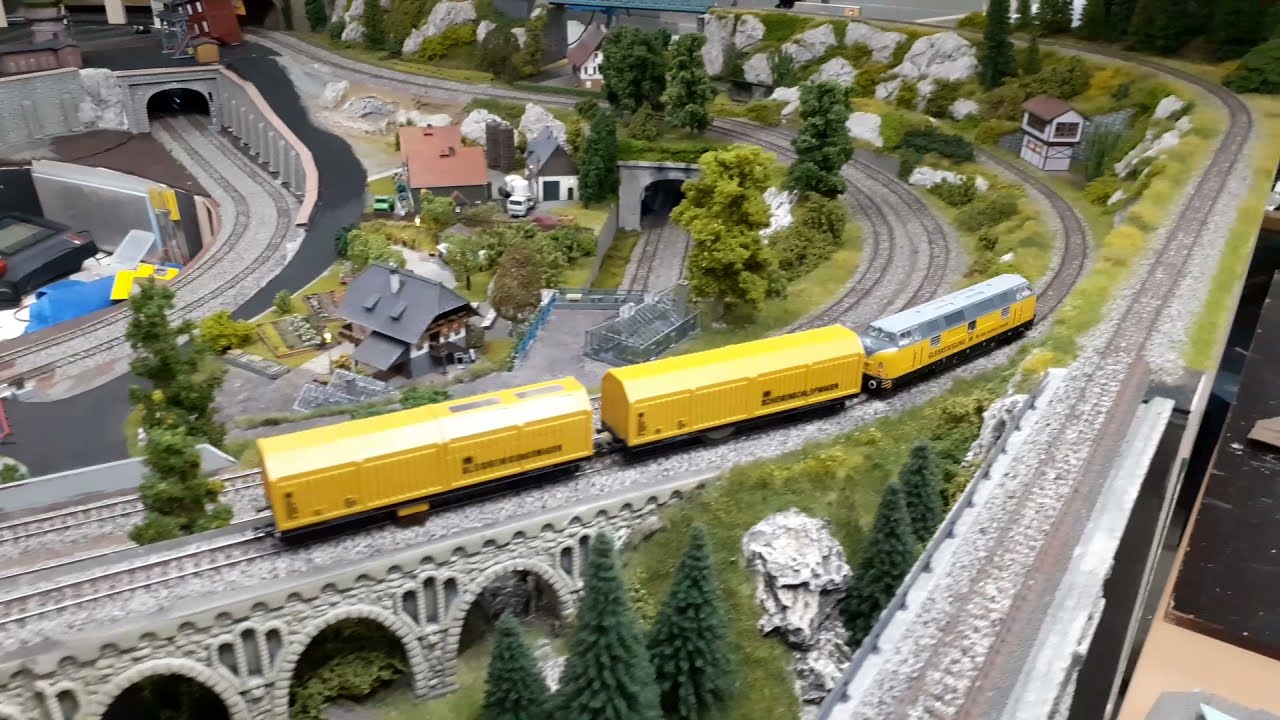 Erster Fahrtest M&auml;rklin C-Gleisanlage Benzertal Teil1