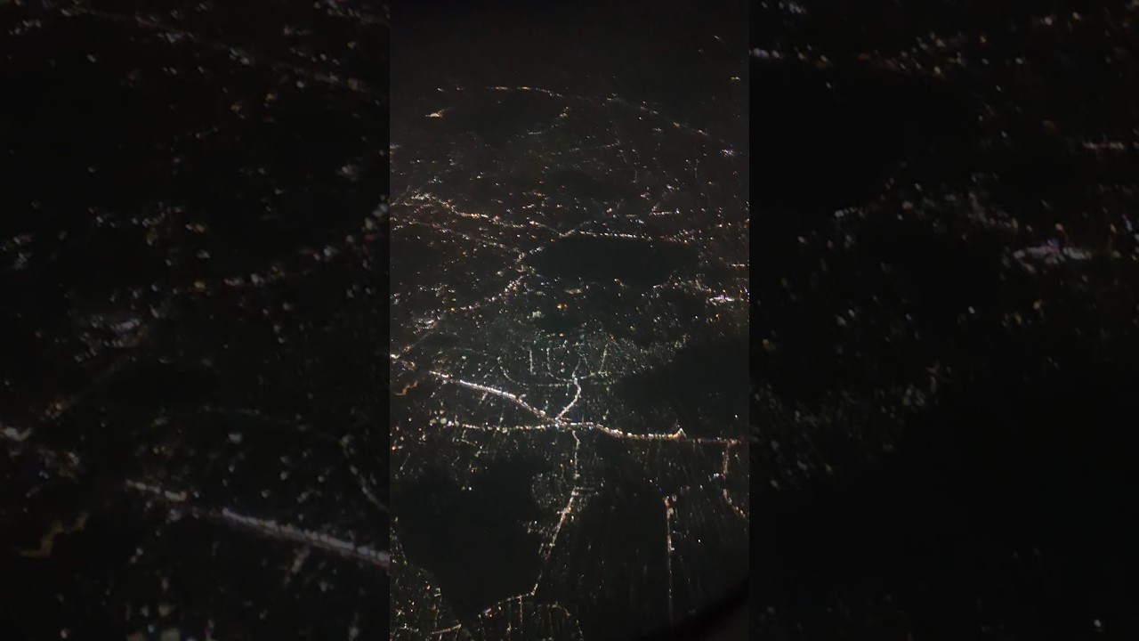 Night view from plane😍✈️ |flight status #shorts#trending