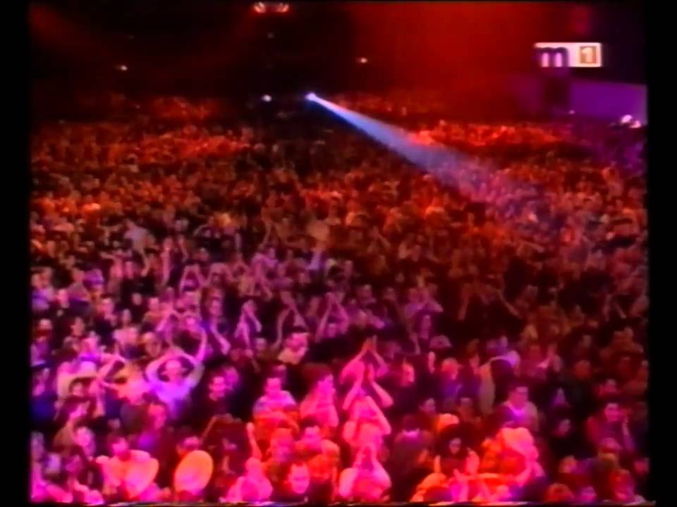R-GO: 2000,április,,  Olimpiai csarnók  ,,,,,  újra együtt   (hun)
