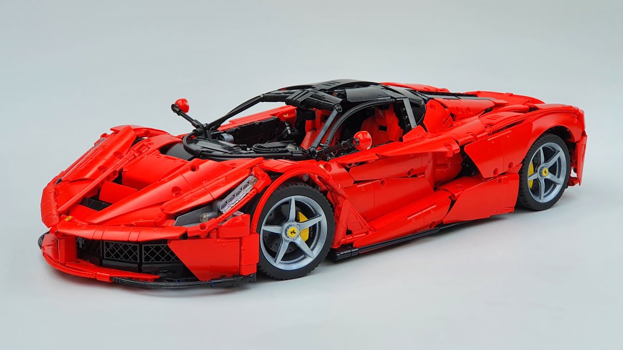 Lego Technic MOC: Ferrari LaFerrari 1:8 Hypercar