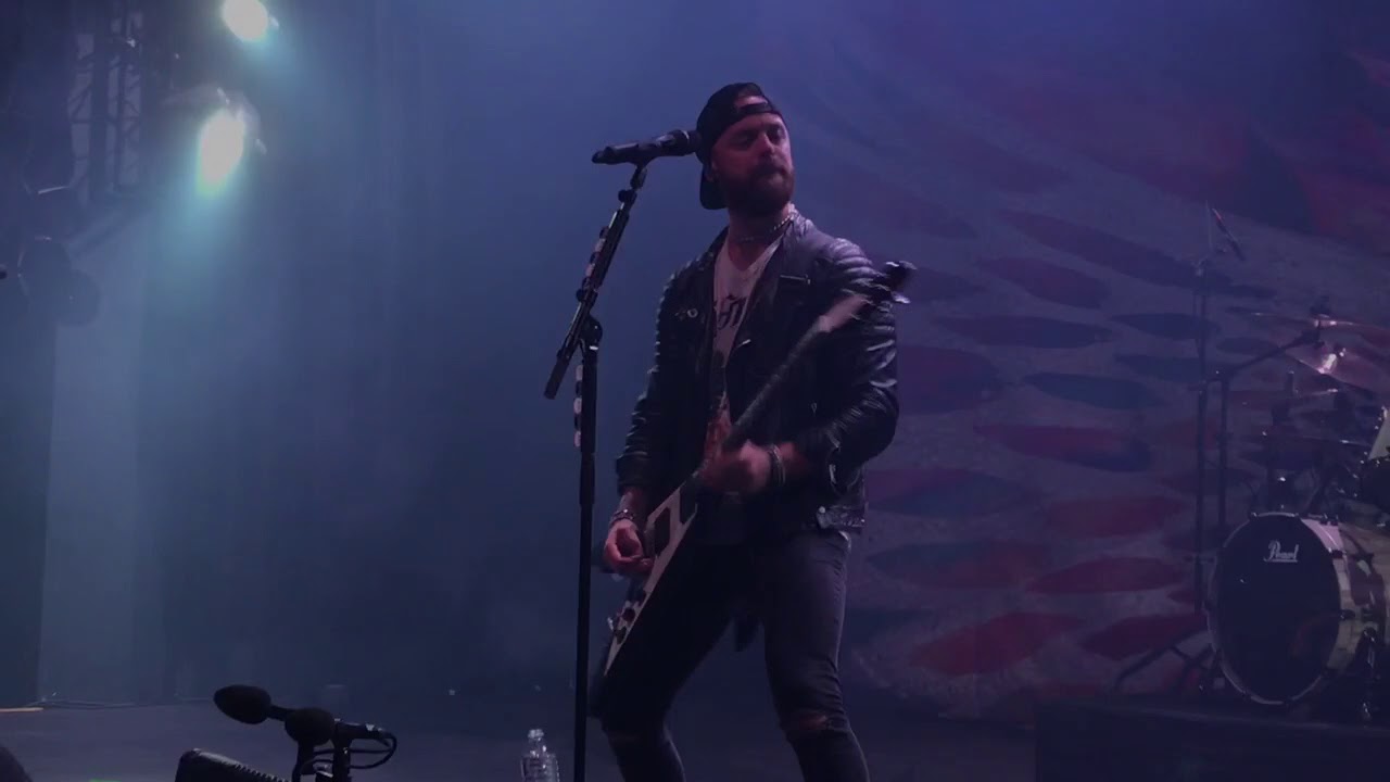 Bullet For My Valentine-Scream Aim Fire