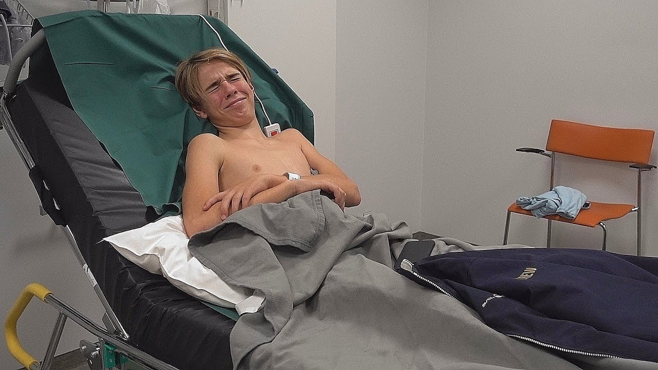SLUTADE PÅ AKUTEN (LIVSFARLIGT KICKBIKELÄGER)
