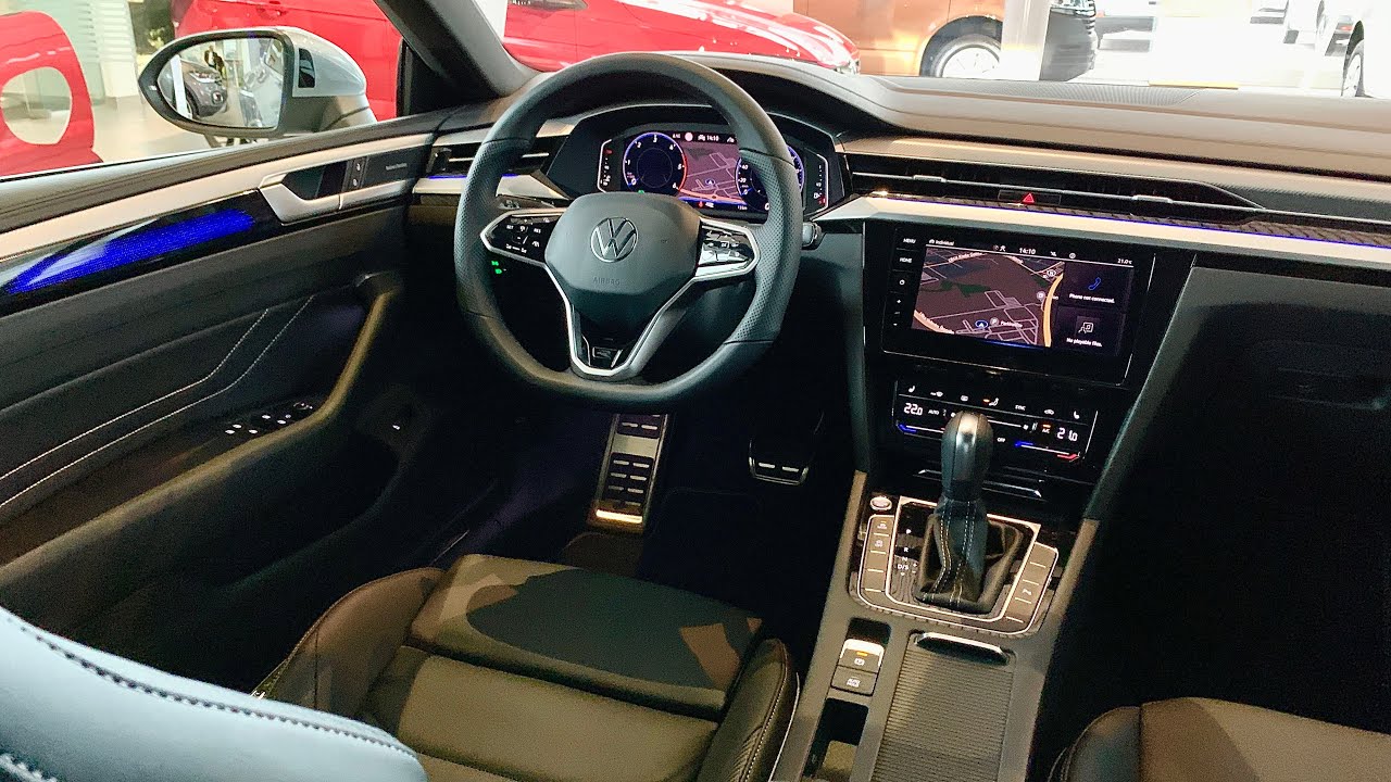 Новый VW Arteon 2021 - ТУР ПО ИНТЕРЬЕРУ и сумасшедшее окружающее освещение (Shooting Brake R-Line)