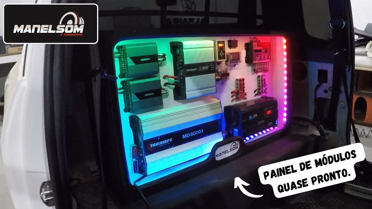 Som Saveiro Cross. Iluminação e intalação equipamentos no painel de módulos.