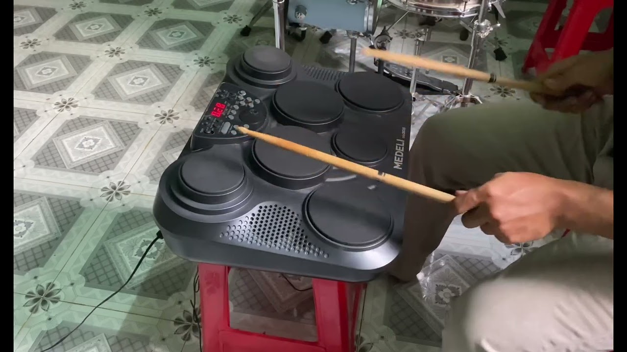 Bộ trống điện tử tập luyện giá rẻ. Chỉ dưới 3 triệu