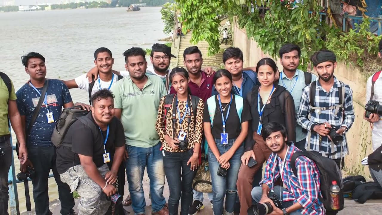 A day of street photography & documentary shoot in Kolkata - IRIS Academy Kolkata