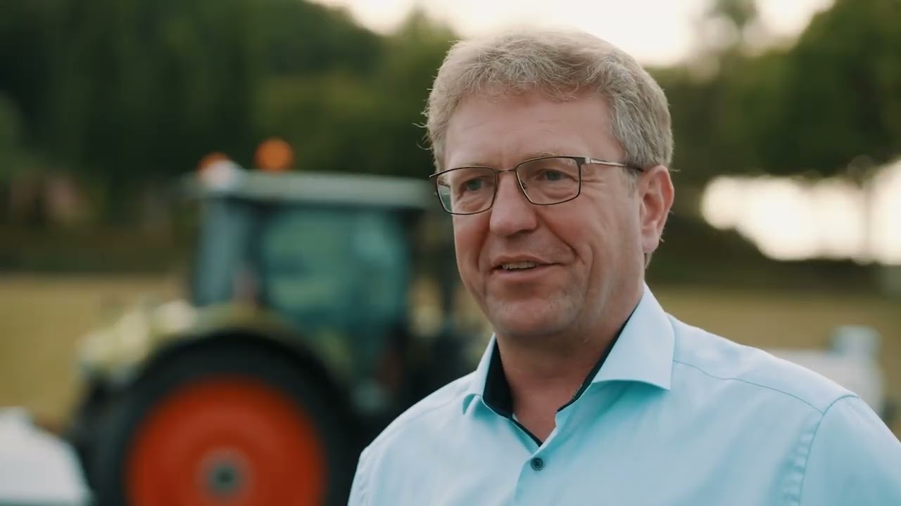 Präzisionsspritze ARA von Ecorobotix im Einsatz bei Pfeifer & Langen.