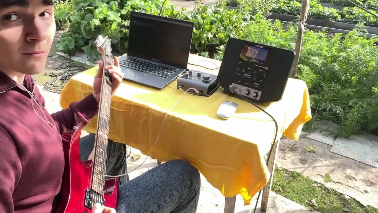 Видео про BOSS E Band 8 - древний артефакт для гитариста