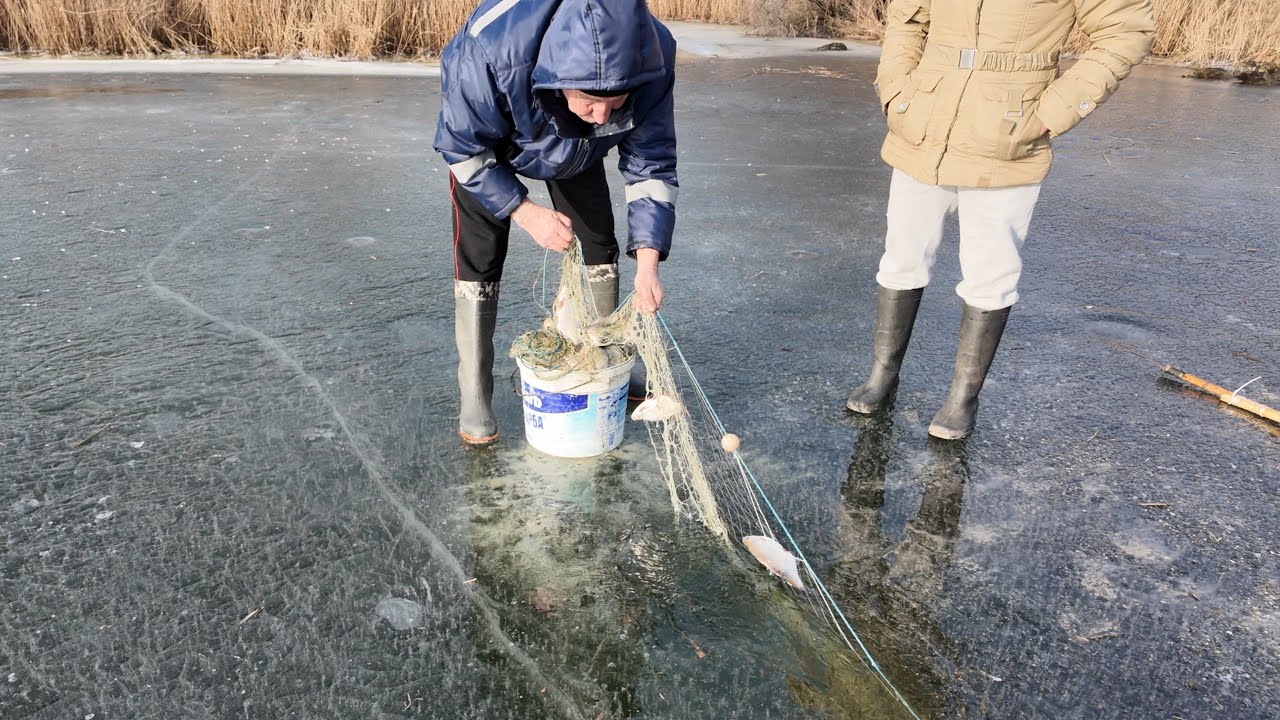 Такого я ще не бачив. Закриття сезону по тверді воді. Спіймали КАРАСЯ та наловили ПЛІТКИ. Рибалка