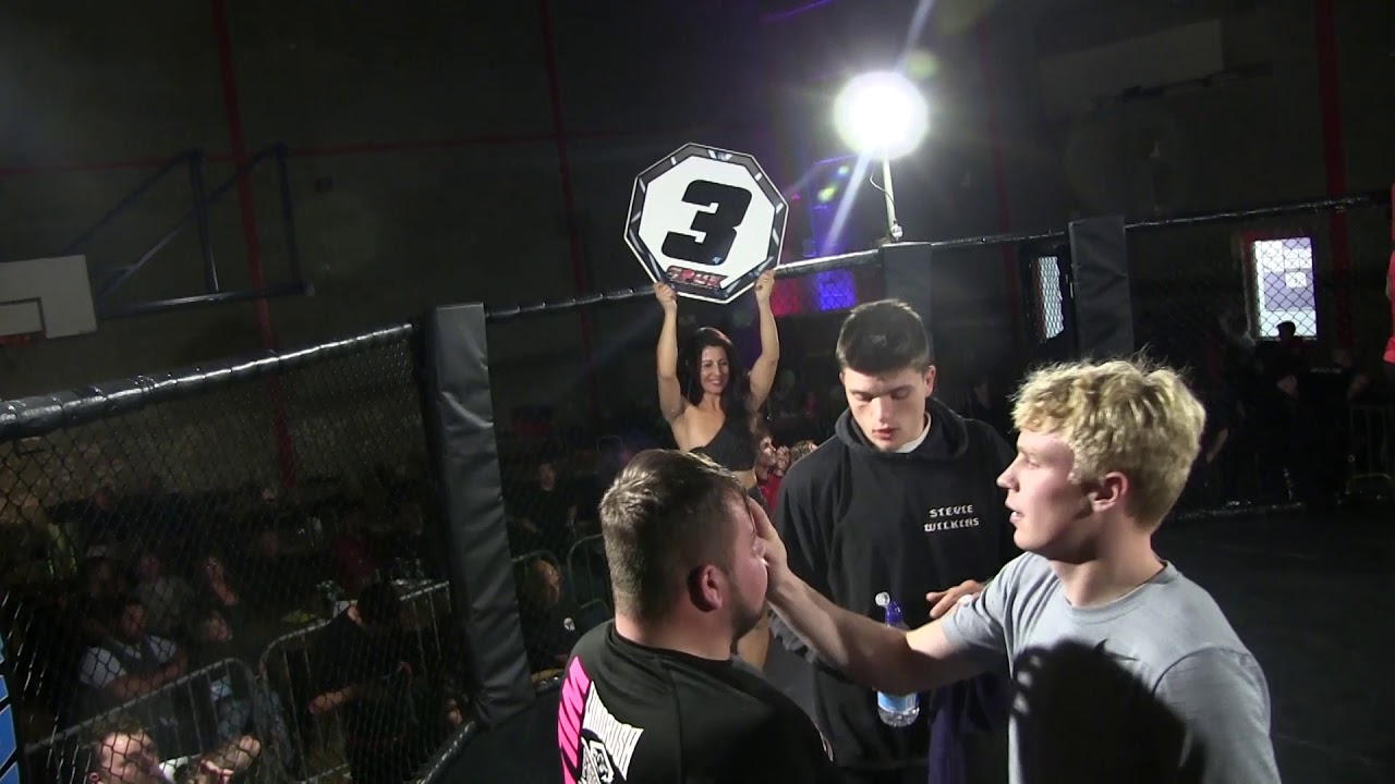 Steven Wilkins vs Wayne Humphrey | Ultimate Fight Night