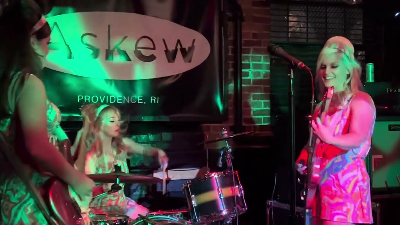 The Surfrajettes - Banshee Bop (live in Providence 10/14/23)
