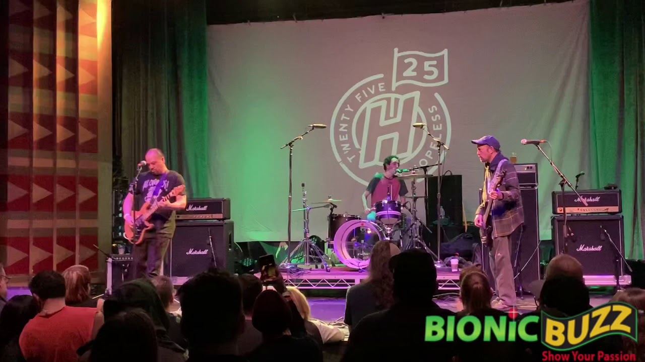 Schlong - Maria Live at Hopeless Records 25 Anniversary Show