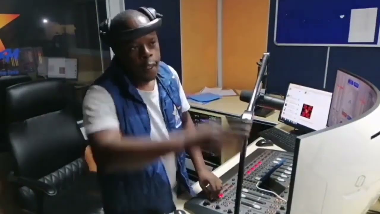 Watch Dj Mbale Talking about Mr Waah at Zimdancehall Overdrive On Star Fm Zimbabwe