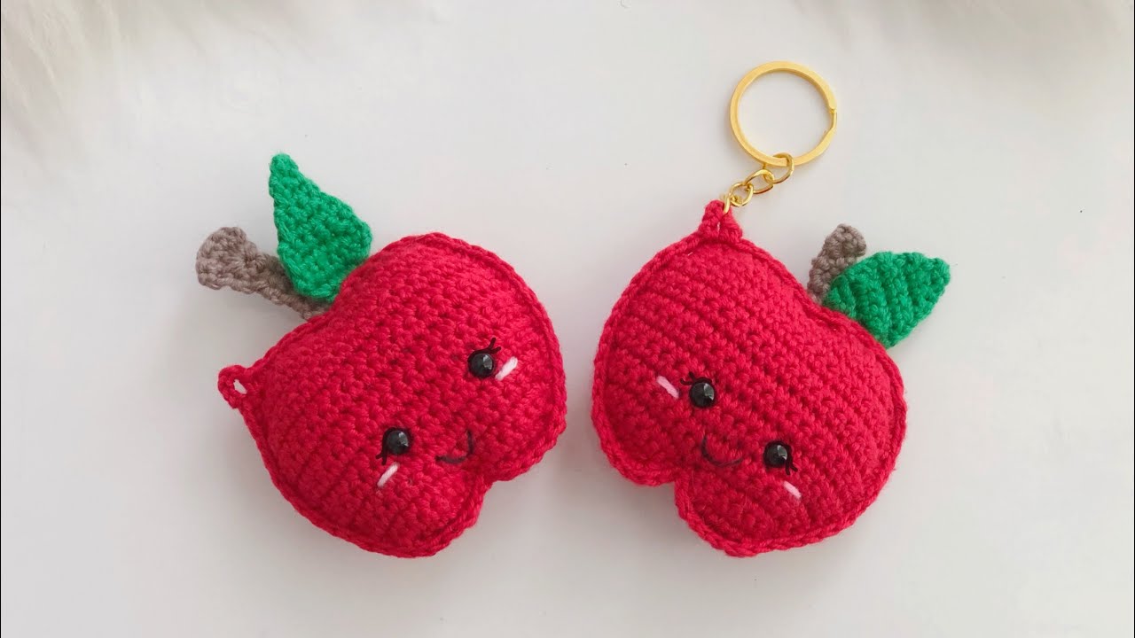 АМИГУРУМИ |  Как сделать брелок Apple?  🍎