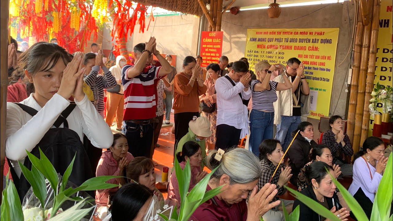 Mẹ Mẫu Tiền Giang mùng 8 Tết