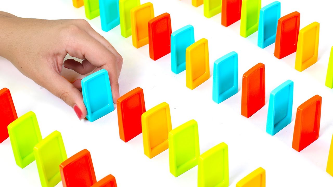 🎲 JUEGOS DE MESA 🎲Jugamos con el nuevo juego Domino Junior Friends de Goliath | Aprende jugando