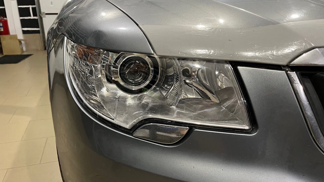 Skoda Superb II дорестайлинг - ремонт фар, замена линз, диодные линзы Expression Drive