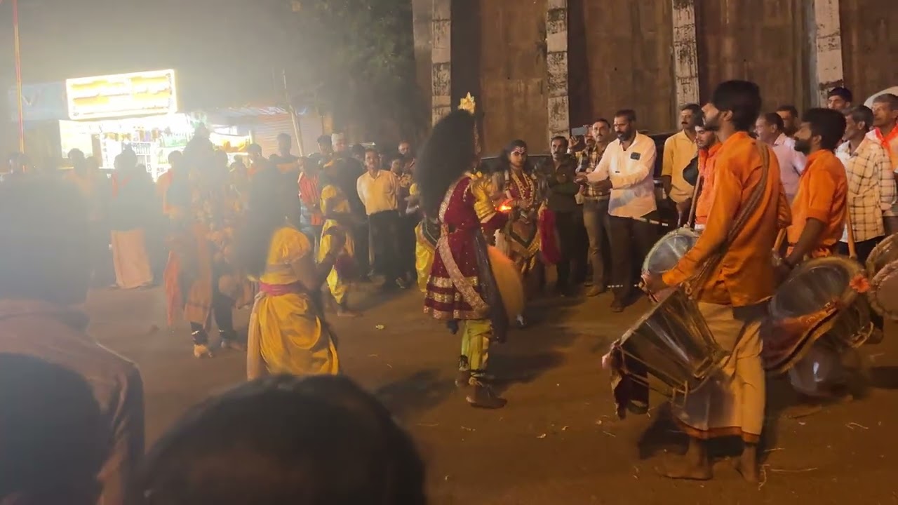 Coorg festival - coorg traditional festival and dance at madikeri