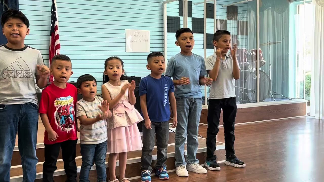 Banderas de amor canto de niños 