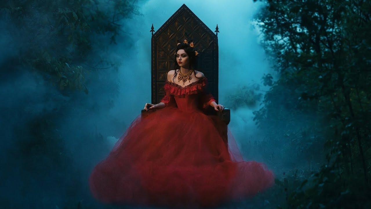 Spooky Music - Queen of the Vampires