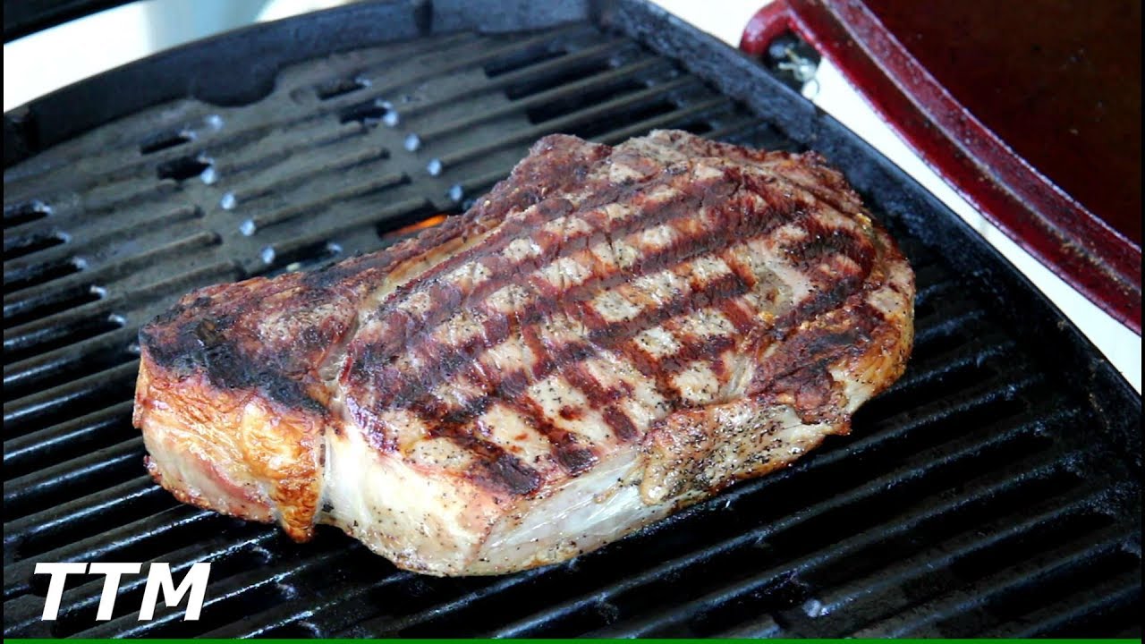 How to Cook a Big Fat Rib Steak on the Weber Q Gas Grill