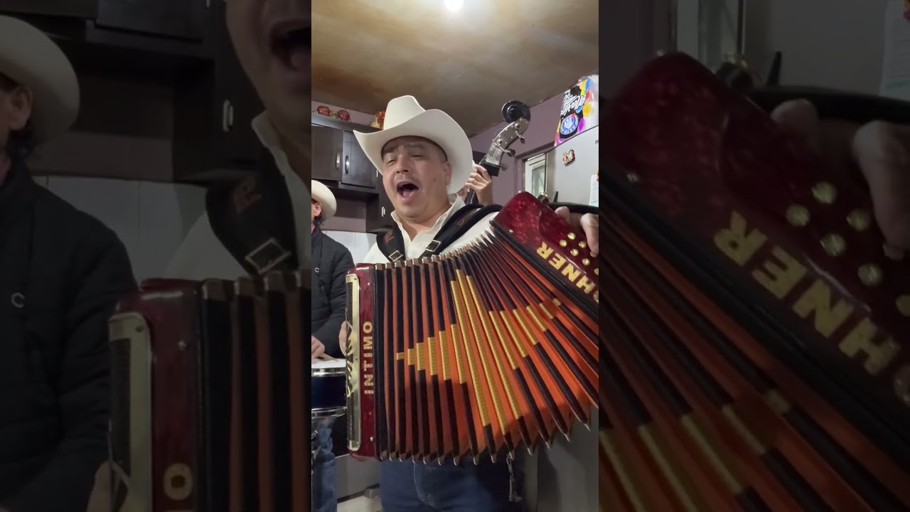 SAUL GARCIA Y SUS ÍNTIMOS “Juan Ramos”