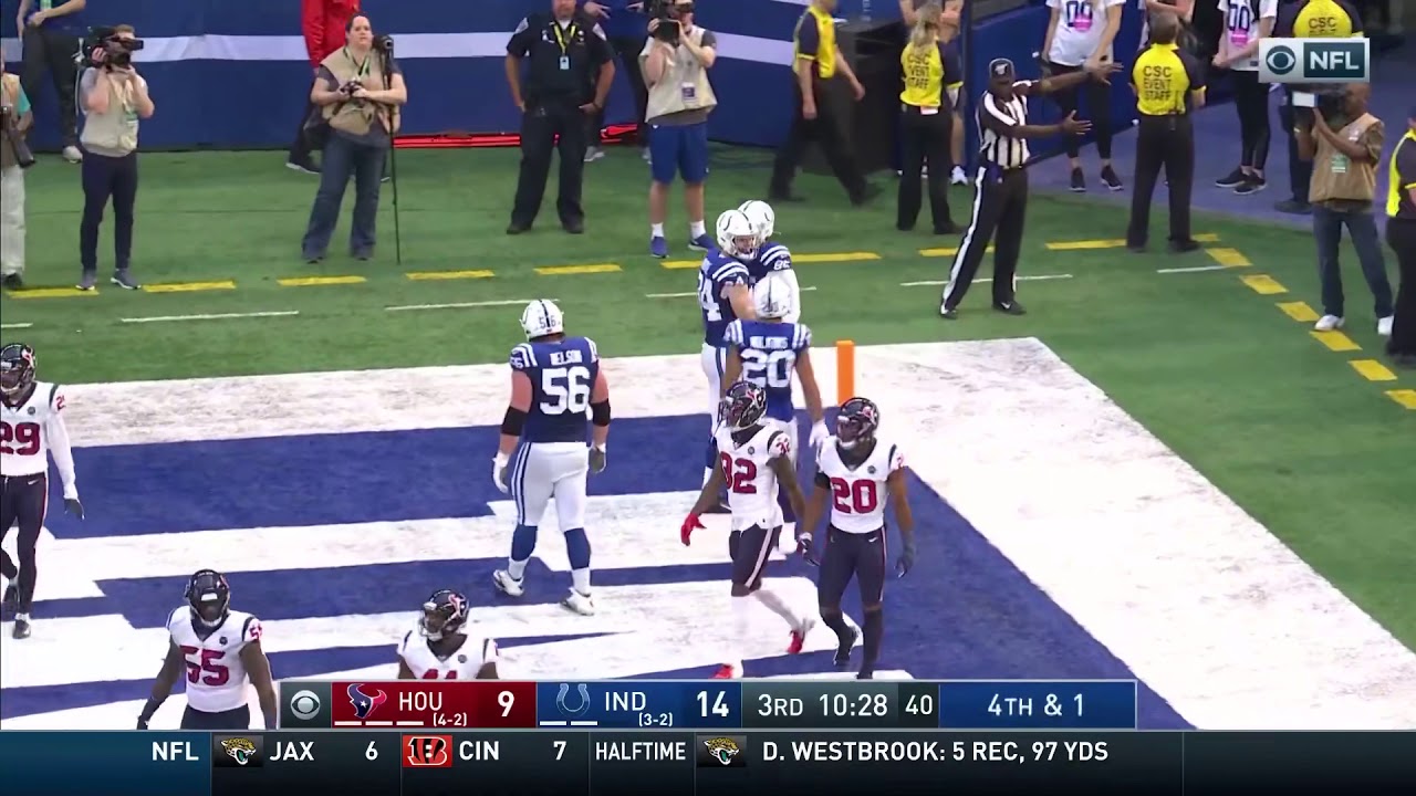 What A ONE-HANDED Grab From Eric Ebron! ONE-HANDED CATCH OF THE YEAR??
