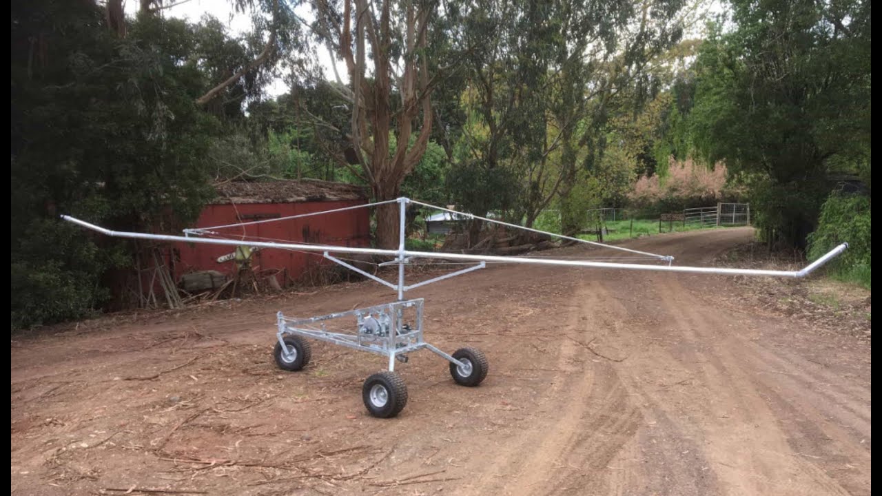 New Vaughan Irrigators USA   Manufacturing and selling low pressure traveling irrigators.