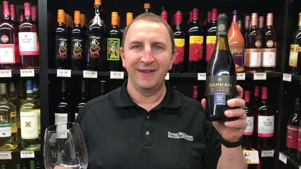 Barkan Pinot Noir | One Minute of Wine Episode #497