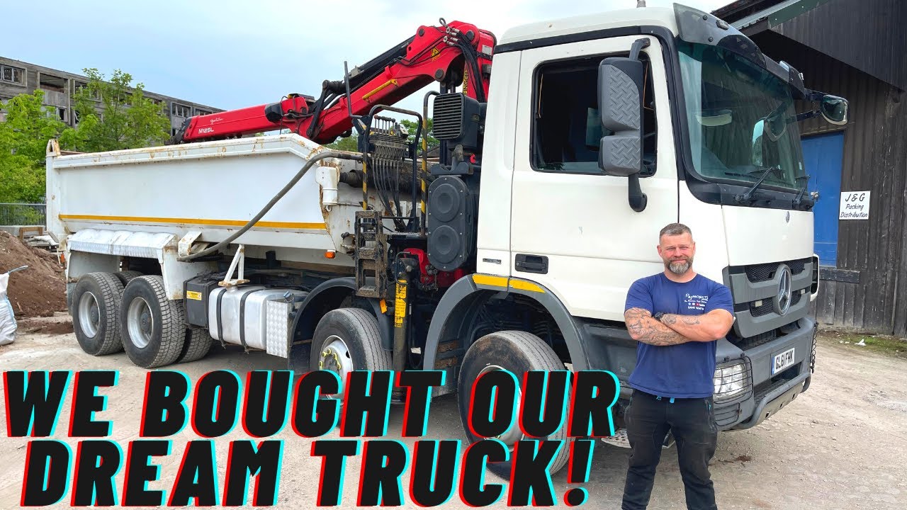LOOK WHAT WE HAVE GRABBED... A NEW TRUCK!