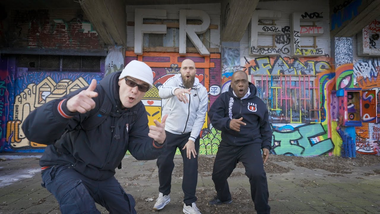 Geen QR Maar IQ - Verkeerd Verbonden (MC STEF, Def P, Das de Rijmmaniak) (Officiële Videoclip)