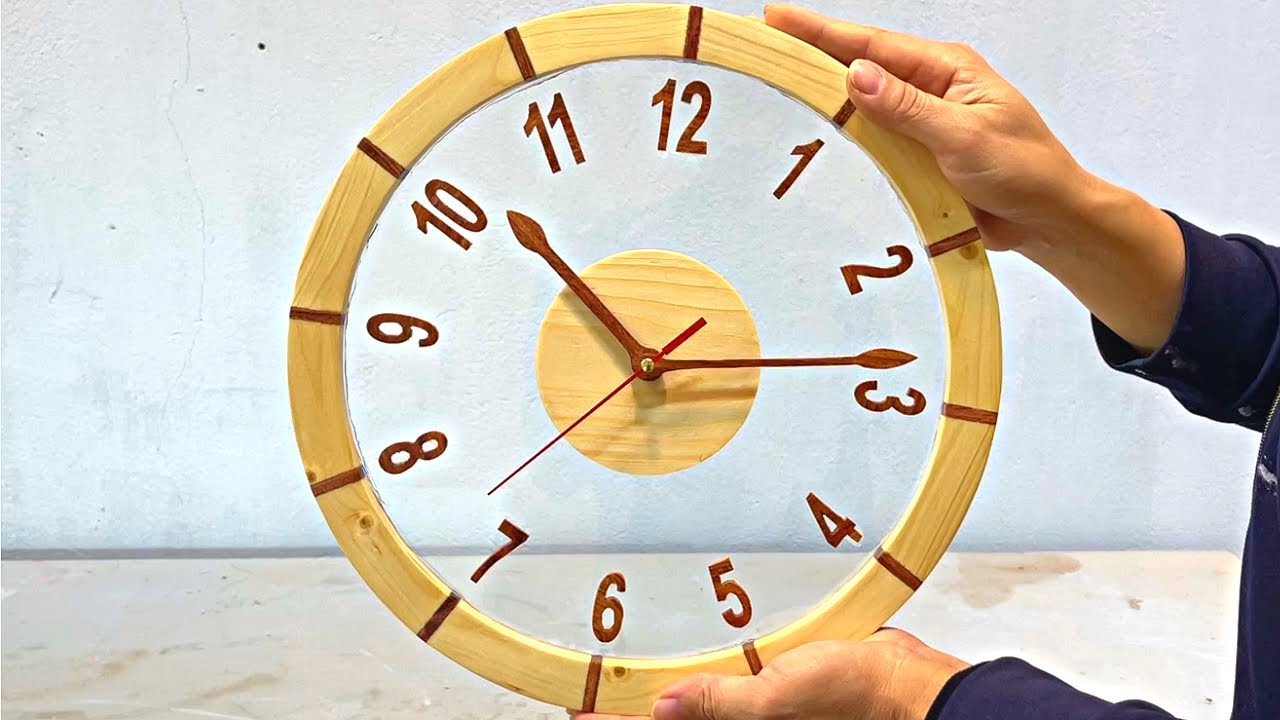 Great Craftman's Ideas //// Handmade Beautiful Wooden Clock //// DIY At Home.
