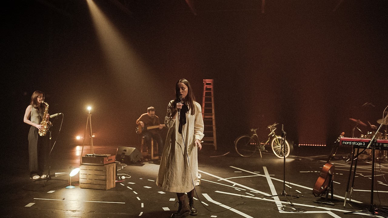 Caoilfhionn Rose - Constellation Sessions (Live at Space Studios, Manchester)