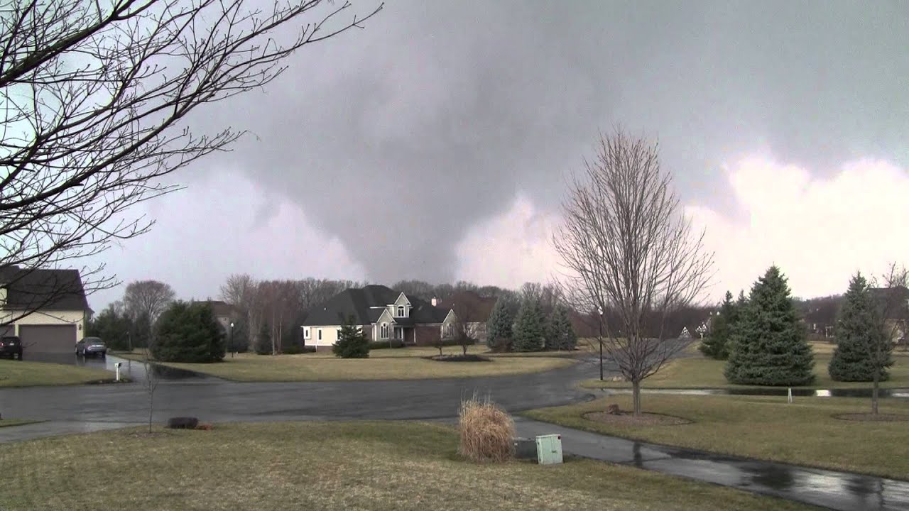 Dexter MI tornado, stationary footage from Brass Creek sub, moving in on HBend, DUMC, & Mill