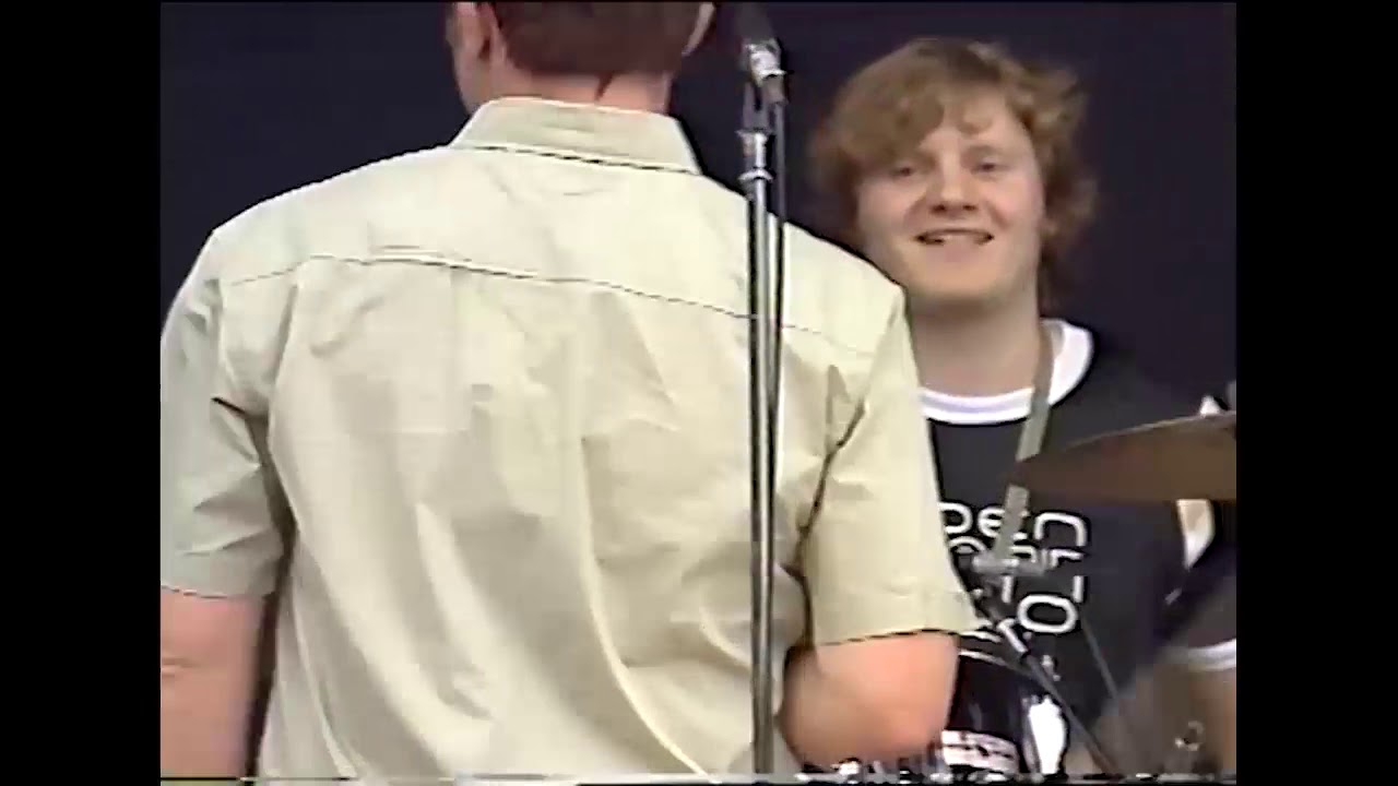 Fila Brazillia live @ Fuji Rocks festival 30th July 2000