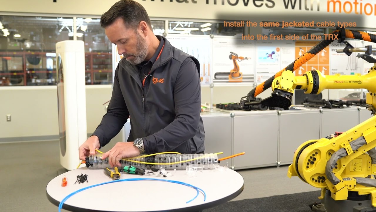 How to install triflex® igus® robot cable chain in robots