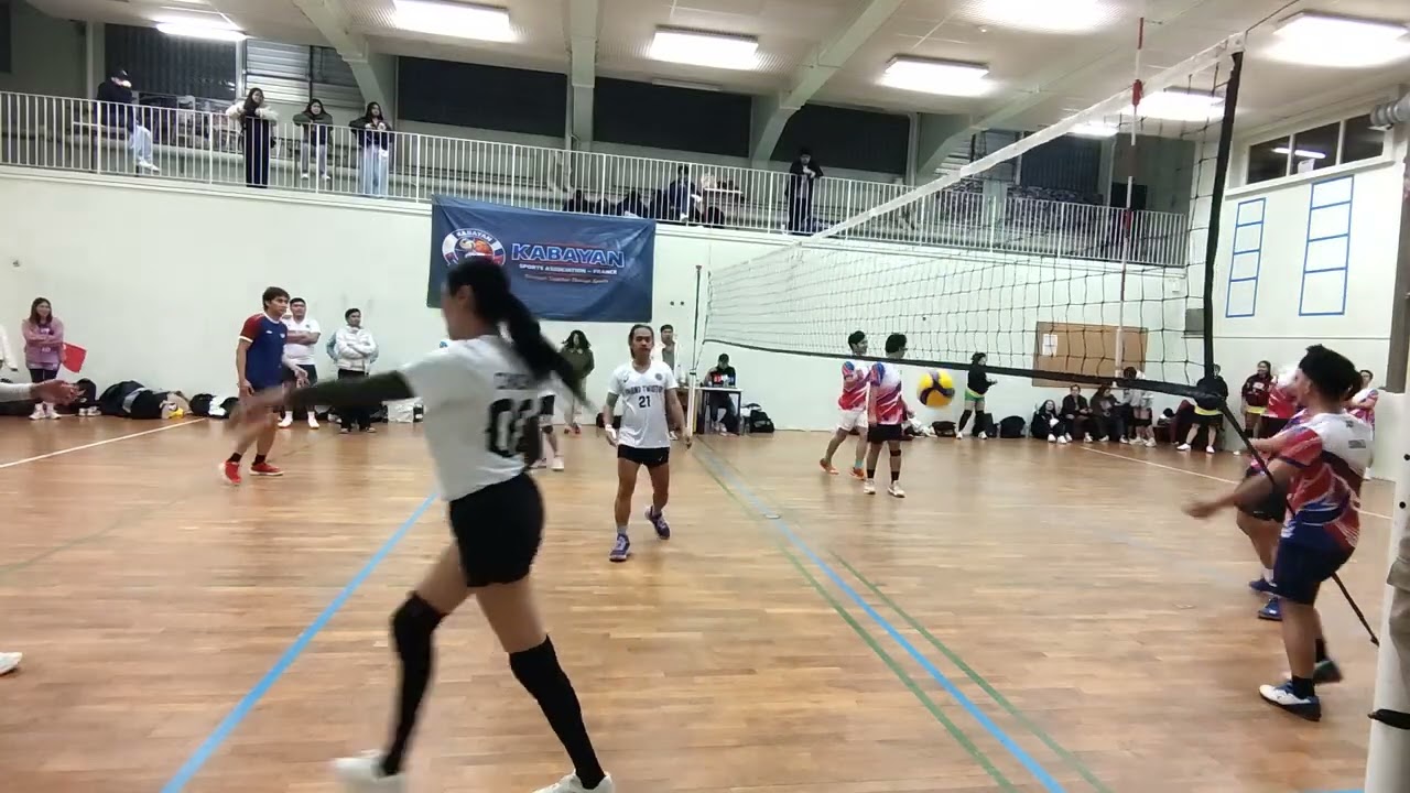 TEAM SCANPHIL Vs Pinoy Smashers (set 3)