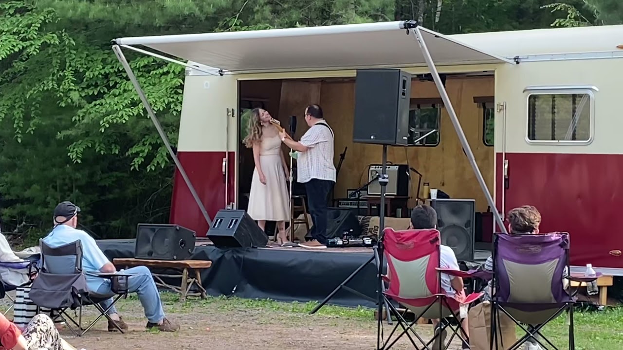 Rachel and Vilray, “Oh Johnny” (5/23 Levon Helm Studio, Woodstock, NY)