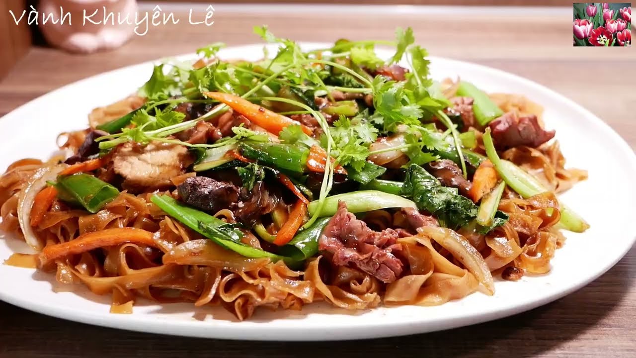 Pha Sốt Xào Phở, Sốt Xào Bánh Đa Đỏ thơm ngon tuyệt vời, Cách Xào Phở không dính chùm by Vanh Khuyen