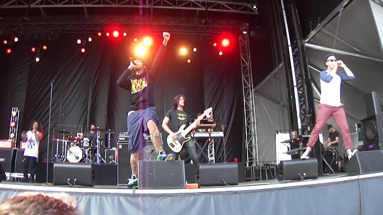 Gym Class Heroes - The Fighter (Feat. Ryan Tedder) [Live]