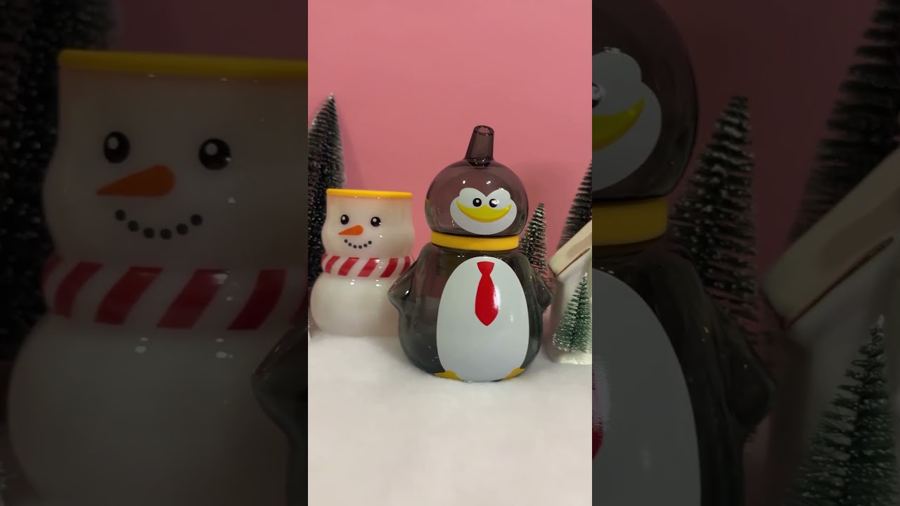 🎄Decorating for Christmas with Bongs - Weeday Snowcap Collection ❄️ #dontbesuspicious