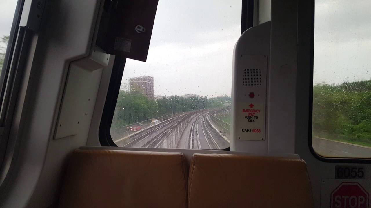 WMATA Red line train from Medical Center to Grosvenor-Strathmore