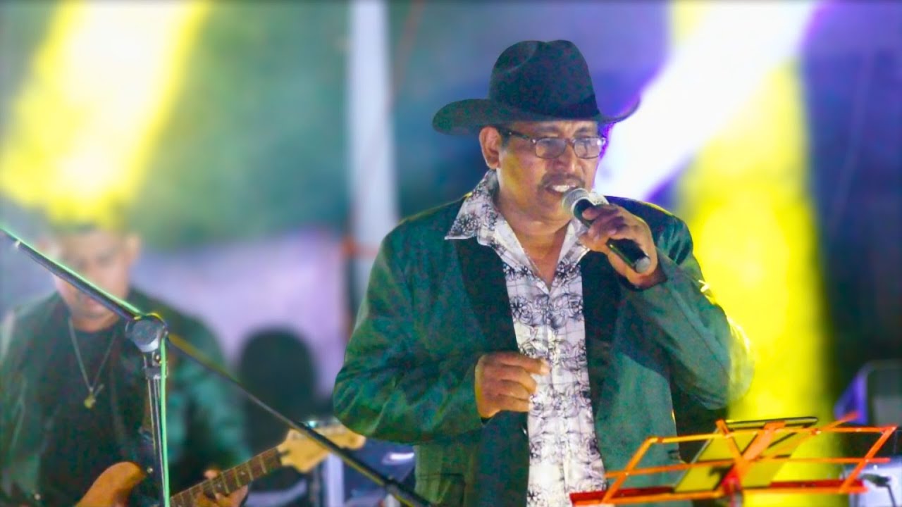 Moisés Colón · Raza Costeño