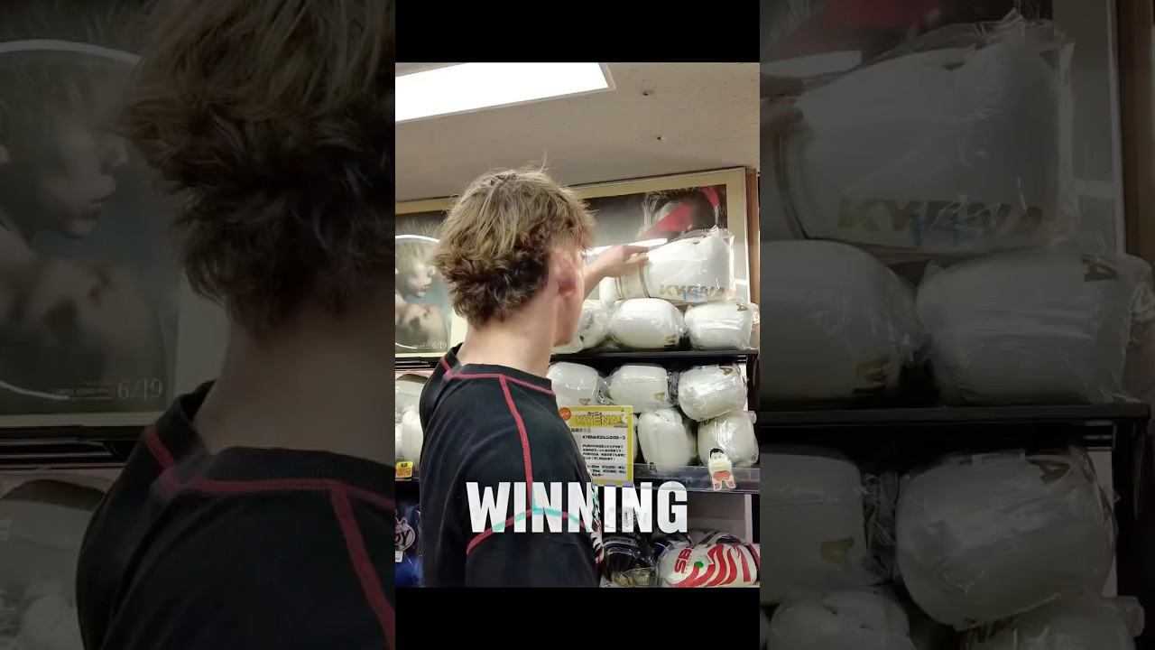 Boxing glove shopping in Japan