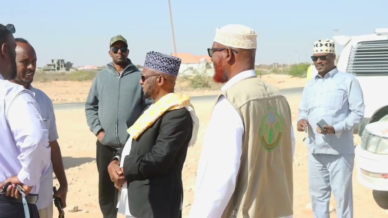 Al raxma charity oo 25 Booyadood oo Biyo ah gaadhsiisay degmada Sallaxley.