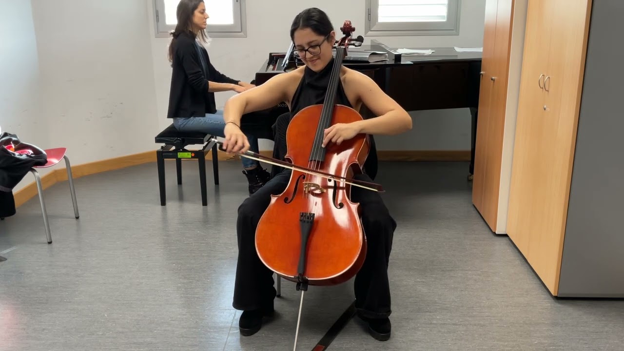 Cello Concert n.º 2, Hob. VIIb:2-Lucía Grande Serrano