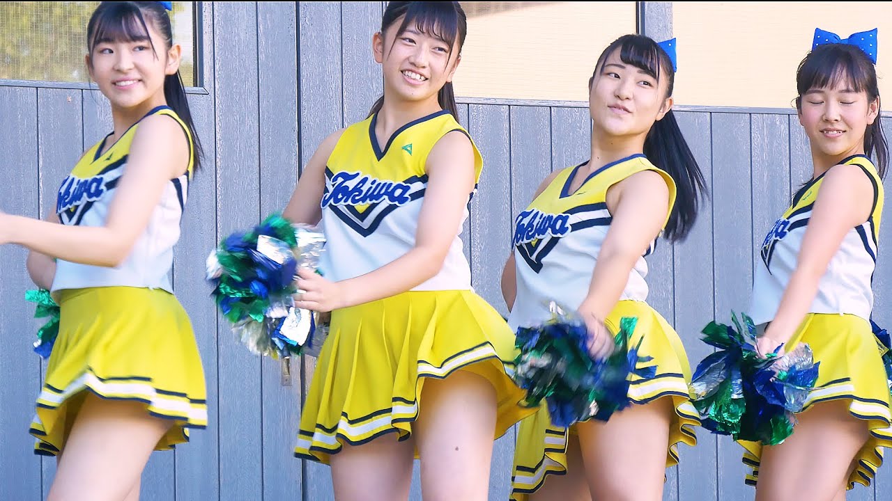 黄色いチアさんの素敵なダンス風景【にゃるこ】
