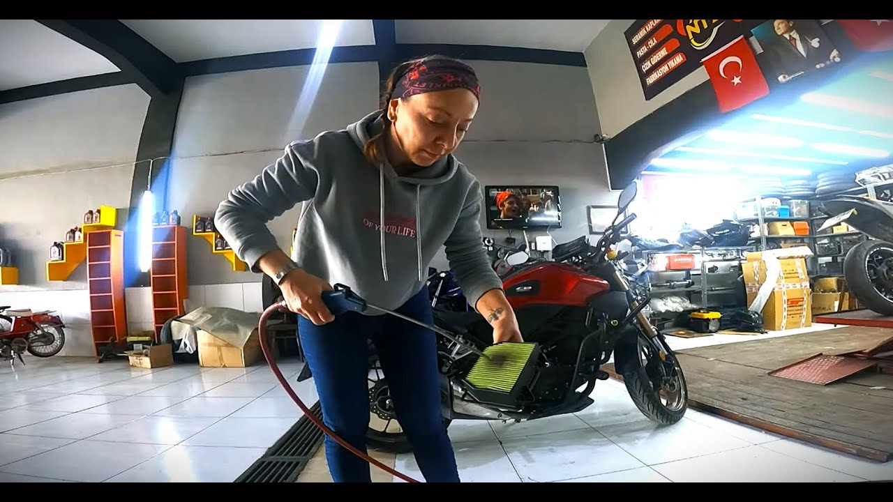 CB 250R HAVA FİLTRESİNİ NASIL TEMİZLİYORUM? ÇOK KOLAY! #cb250r #motovlog