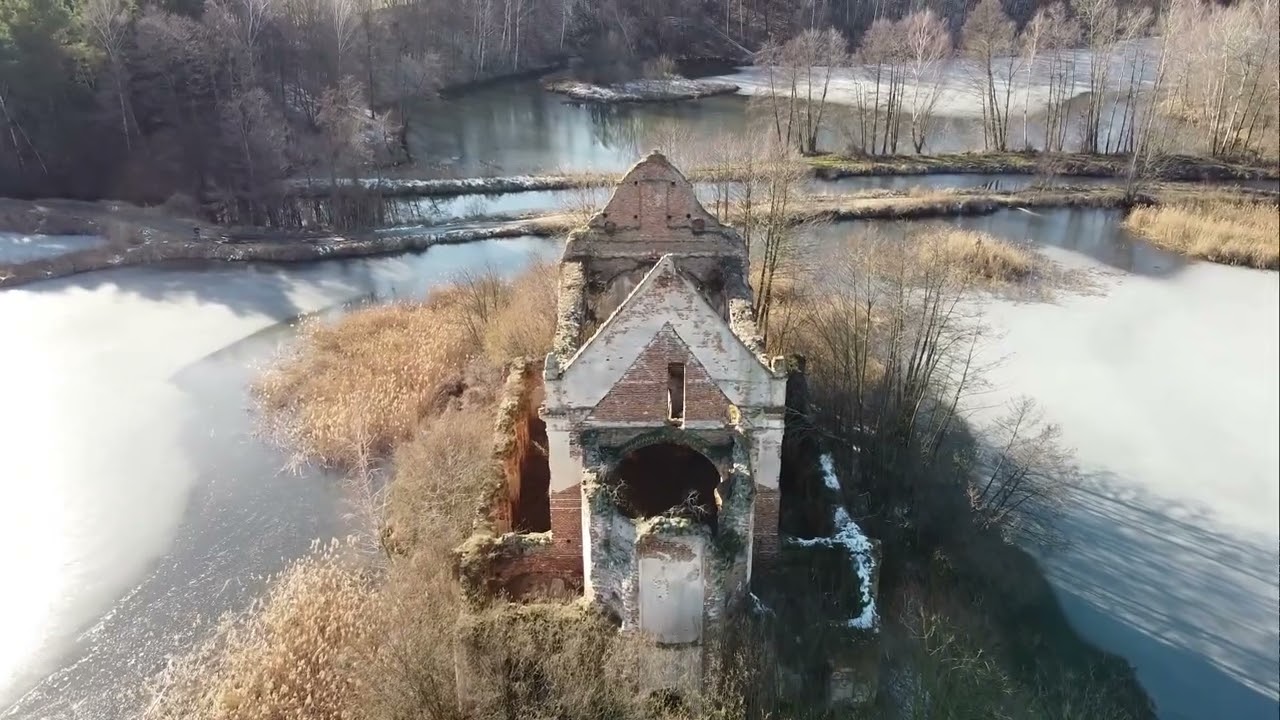 Ruiny kościoła Matki Boskiej Loretańskiej w Chodlu
